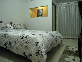 Centana Apartment Bangkok Extérieur photo