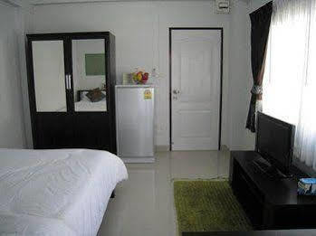 Centana Apartment Bangkok Extérieur photo